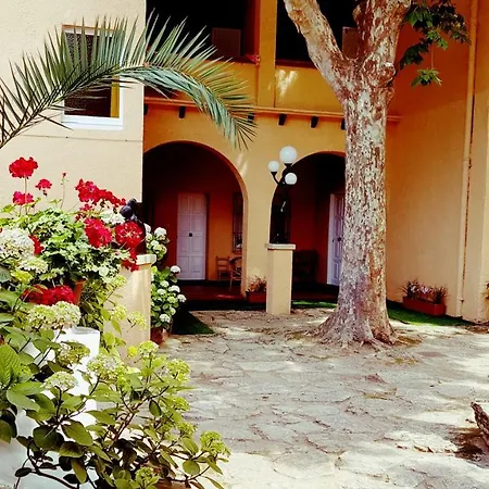 Apartment Con Jardin A 11 Metros De La Playa. B3. Palamos