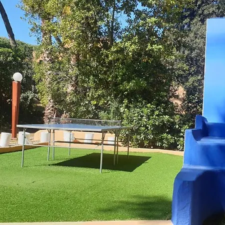 Con Jardin A 11 Metros De La Playa. B3. Apartment