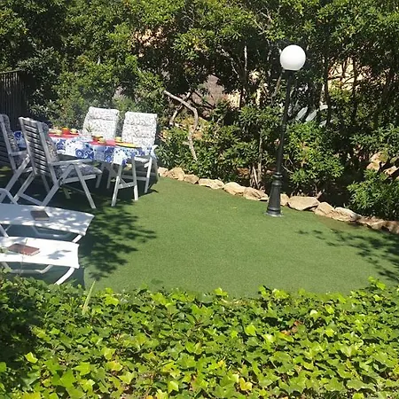 Con Jardin A 11 Metros De La Playa. B3. Apartment Palamos