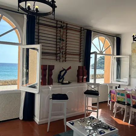 Apartment Con Jardin A 11 Metros De La Playa. B3. Palamos