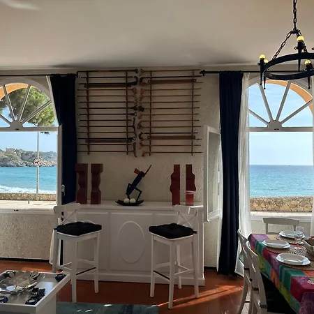 Con Jardin A 11 Metros De La Playa. B3. Palamos