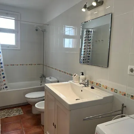 Apartment Con Jardin A 11 Metros De La Playa. B3. Palamos